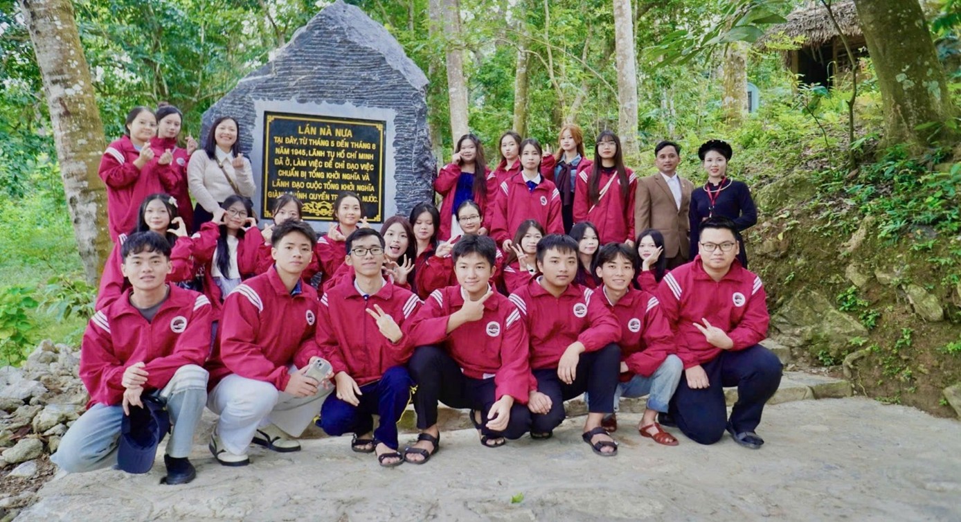 Tân Trào – Định Hóa: Nơi lịch sử hồi sinh trong trái tim sinh viên K50 Sư phạm Lịch sử