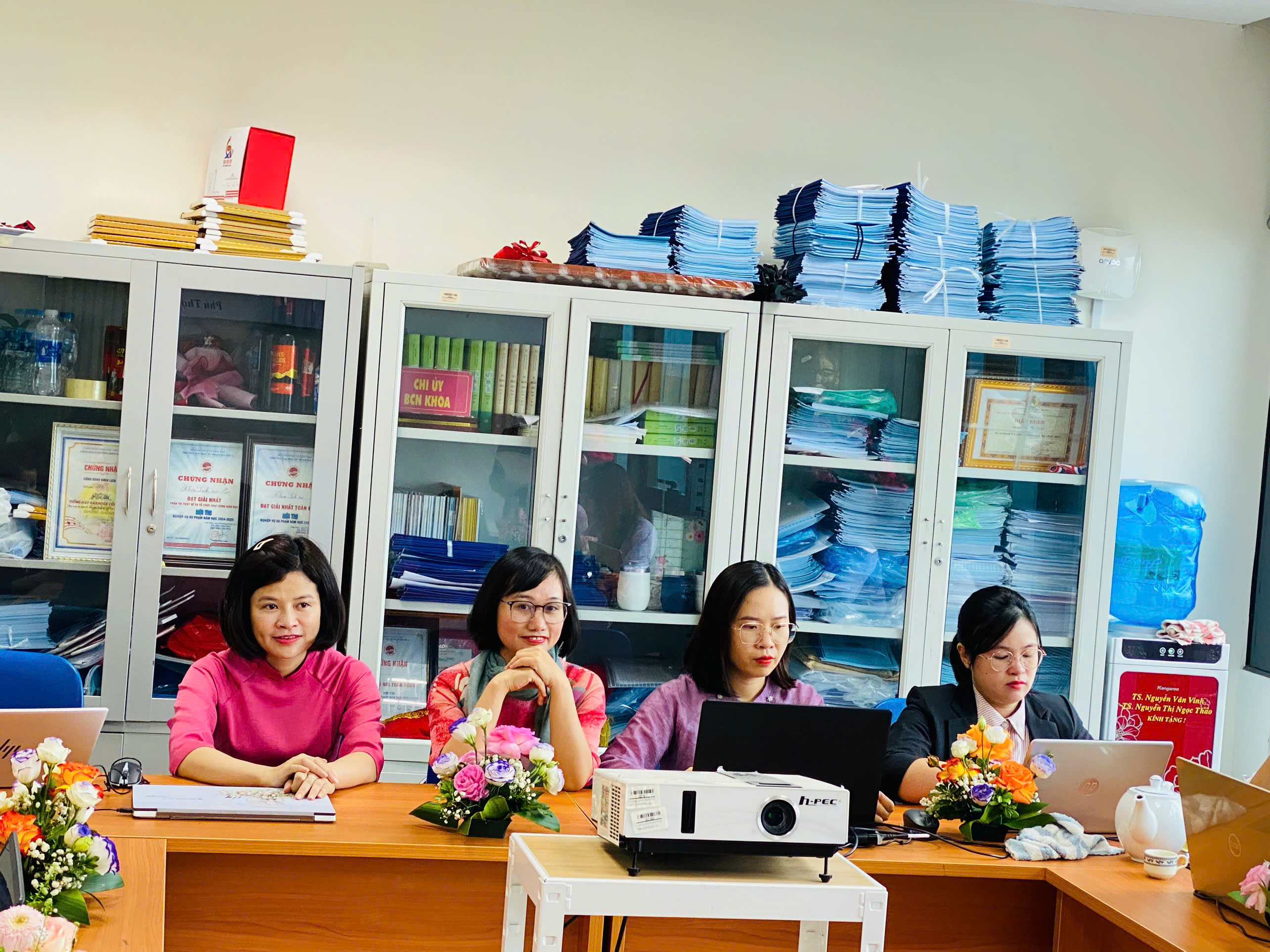 z7170848543130_fda8ba1c30c07a433c382f8856513856