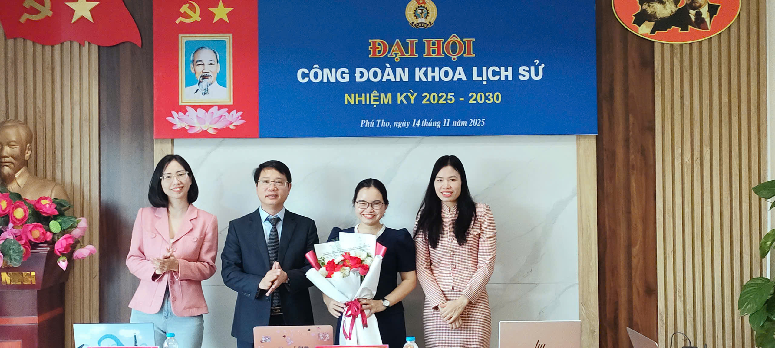 z7223126894873_be8cd825cfe1269a4af77bdb5cb9a0f5