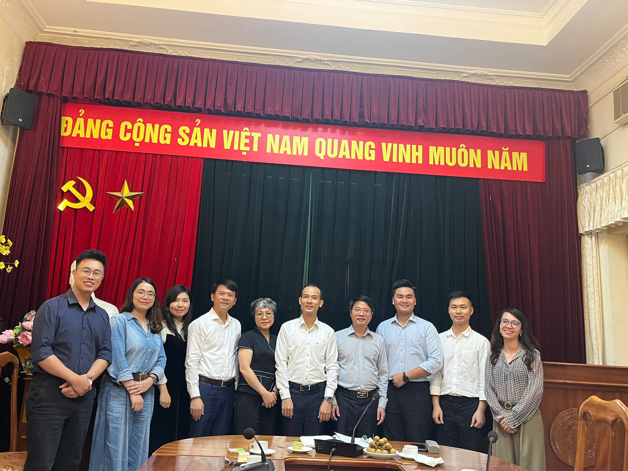 Viện Sử học chủ trì Hội nghị triển khai kế hoạch hội thảo Sử học trẻ năm 2026 của nhóm 